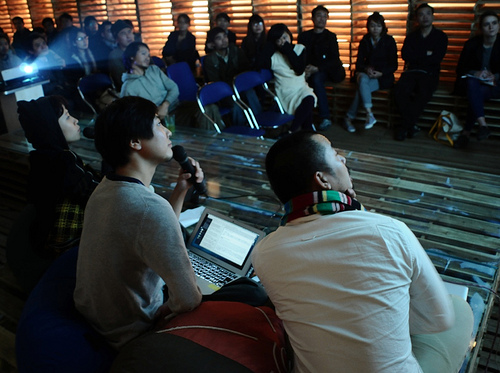 Hattori Hiroyuki (Skylines with Flying People Project) Hattori