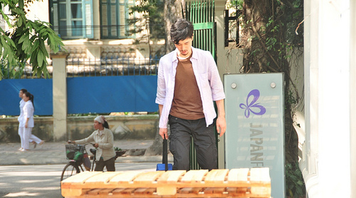 Tsuneo Noda (Skylines with Flying People Project) Tsuneo-Noda