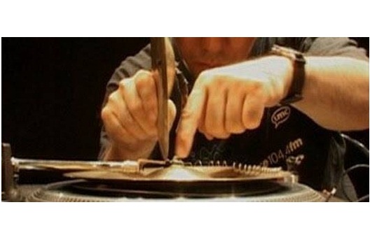 Talk and live solo by musician Otomo Yoshihide Otomo